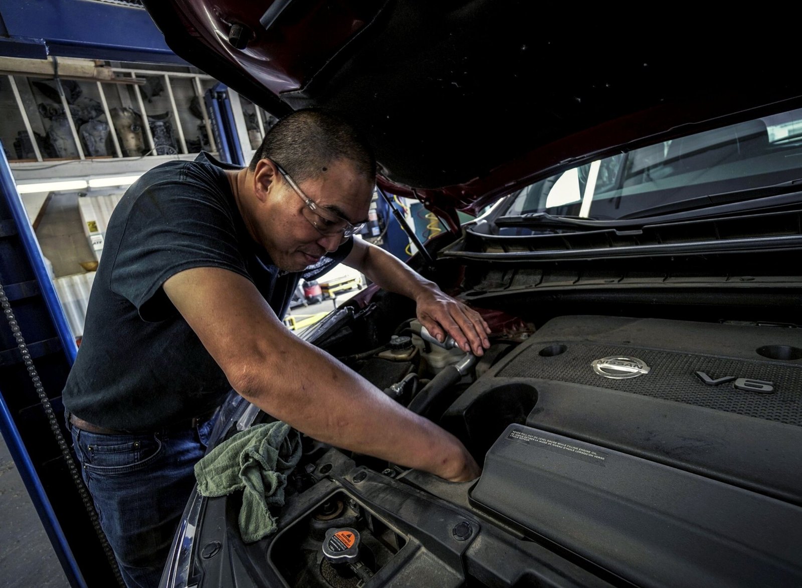 Mechanical car repair